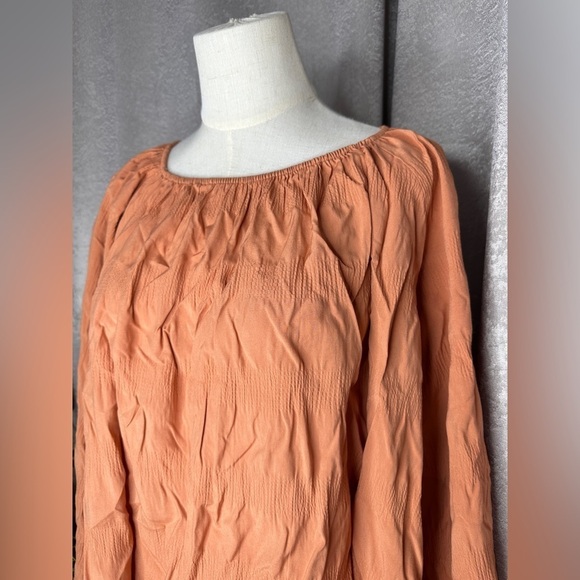Elizabeth and James All Day Wear Bell Sleeves Over The Shoulder Top Orange Sz S - Picture 5 of 11
